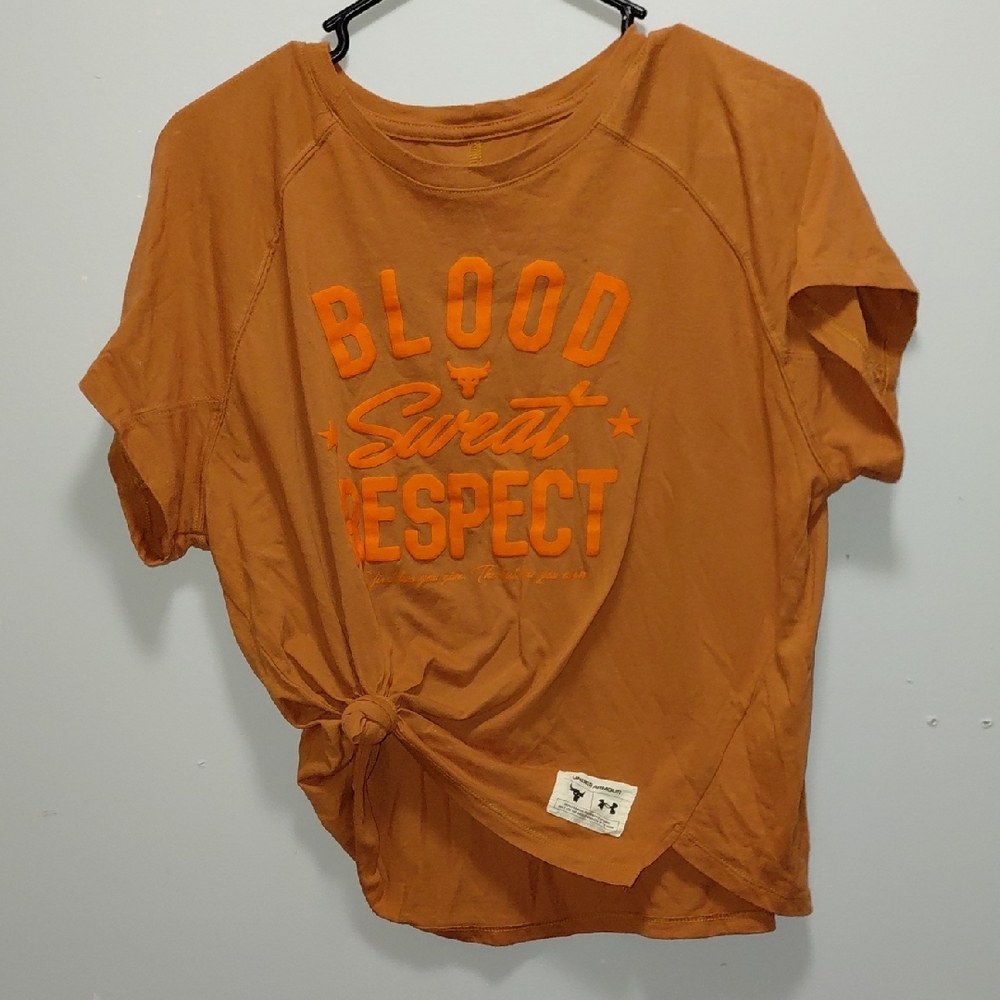 Under Armour Loose Orange Graphic Knot-Front Short Sleeve Tee Small